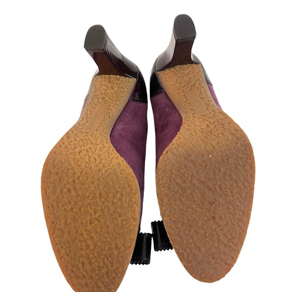 Salvatore Ferregamo burgundy suede patent pumps - Picture 8 of 10